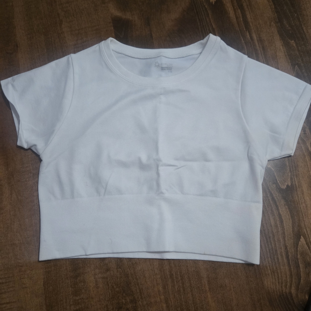 Offline By Aerie Fitted Cropped Shirt